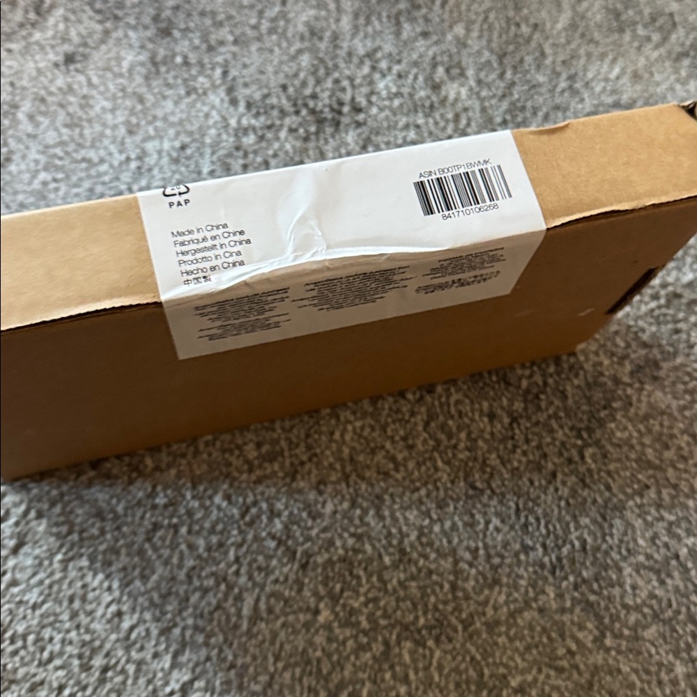 Amazon basics 2 pack 6 outlet surge protector strip - Picture 3 of 3